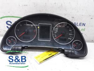 Gebruikte Cockpit Audi A4 Prijs € 125,00 Margeregeling aangeboden door Schaap & Bron