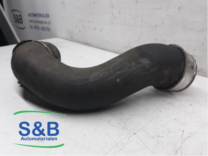 Gebruikte Intercooler Slang Volkswagen Tiguan (5N1/2) Prijs € 20,00 Margeregeling aangeboden door Schaap & Bron