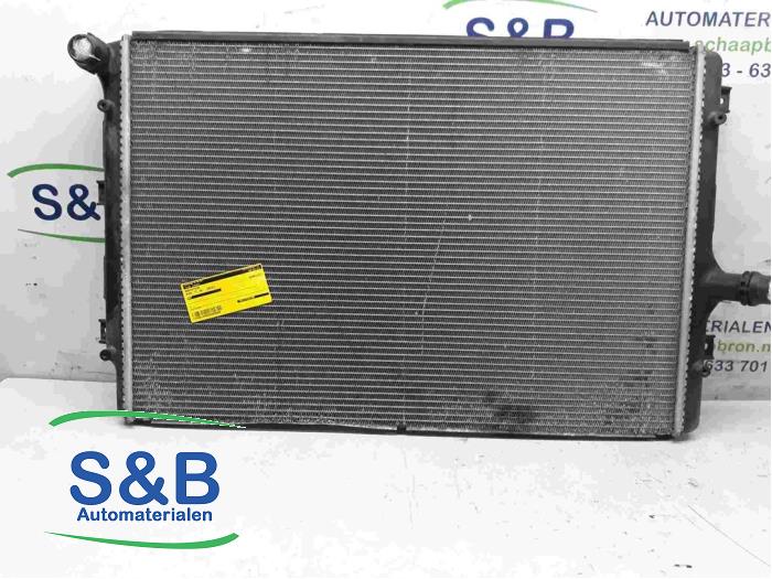 Gebruikte Radiateur Volkswagen Golf VI Variant (AJ5/1KA) 1.6 TDI 16V 105 Prijs € 50,00 Margeregeling aangeboden door Schaap & Bron