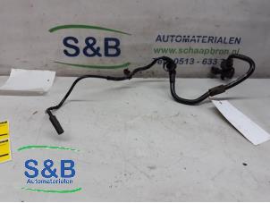 Gebruikte Brandstofdruk sensor Volkswagen Golf VII (AUA) 2.0 GTI 16V Performance Package Prijs € 50,00 Margeregeling aangeboden door Schaap & Bron