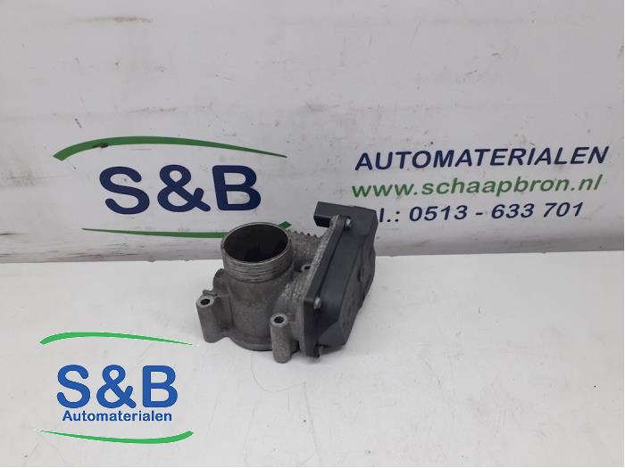 Gebruikte Gasklephuis Skoda Fabia (6Y2) 1.4i 16V Prijs € 40,00 Margeregeling aangeboden door Schaap & Bron