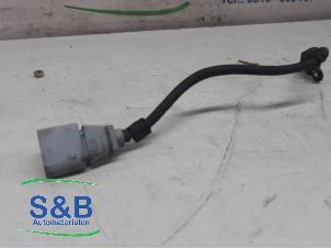 Gebruikte Nokkenas Sensor Volkswagen Touran (1T1/T2) 1.9 TDI 105 Prijs € 25,00 Margeregeling aangeboden door Schaap & Bron