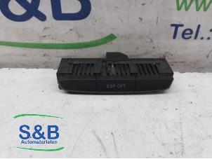 Gebruikte ESP Schakelaar Audi A5 (8T3) 1.8 TFSI 16V Prijs € 10,00 Margeregeling aangeboden door Schaap & Bron