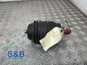 Gebruikte Benzinepomp Audi 80 (B4) 2.0 E Quattro Prijs € 75,00 Margeregeling aangeboden door Schaap & Bron