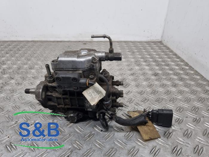 Gebruikte Brandstofpomp Mechanisch Volkswagen Polo III (6N2) 1.9 SDI Prijs € 125,00 Margeregeling aangeboden door Schaap & Bron