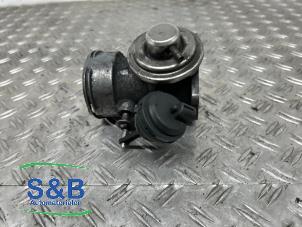 Gebruikte EGR Klep Volkswagen Multivan T5 (7E/7HC/7HF/7HM) 2.5 TDi Prijs € 80,00 Margeregeling aangeboden door Schaap & Bron