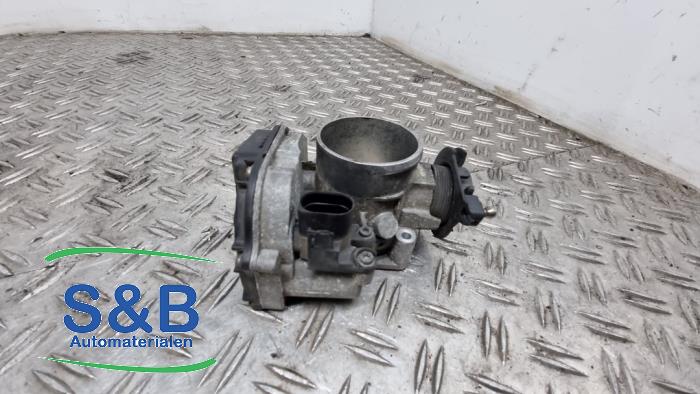 Gebruikte Gasklephuis Audi A4 (B5) 1.8 20V T Quattro Prijs € 90,00 Margeregeling aangeboden door Schaap & Bron