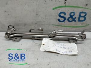Gebruikte Injector brug Audi A4 (B5) 1.6 Prijs € 35,00 Margeregeling aangeboden door Schaap & Bron