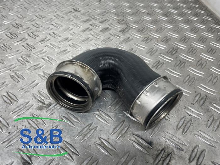 Gebruikte Intercooler Slang Volkswagen Passat (3B3) 1.9 TDI 130 Prijs € 30,00 Margeregeling aangeboden door Schaap & Bron