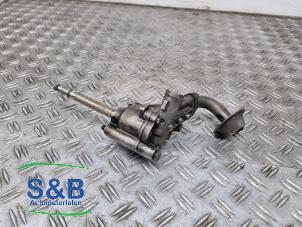 Gebruikte Oliepomp Volkswagen Transporter/Caravelle T4 1.9 TD Prijs € 34,99 Margeregeling aangeboden door Schaap & Bron