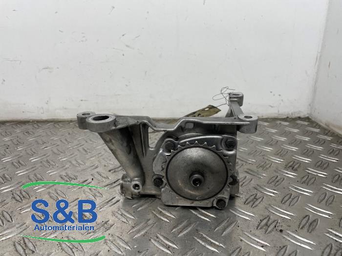 Gebruikte Oliepomp Audi A4 (B6) 2.5 TDI 24V Prijs € 50,00 Margeregeling aangeboden door Schaap & Bron