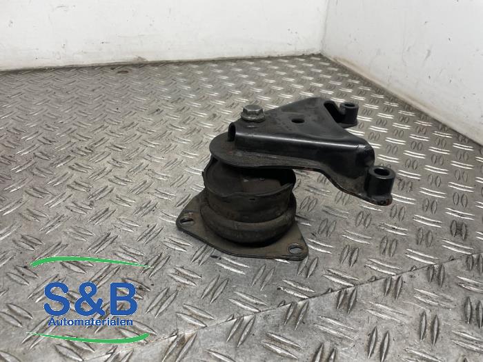Gebruikte Motorrubber Volkswagen Polo III (6N1) 1.4i 16V 100 Prijs € 25,00 Margeregeling aangeboden door Schaap & Bron