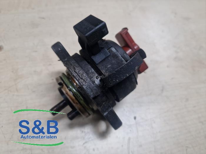 Gebruikte Ontsteking (compleet) Volkswagen Golf III (1H1) 1.4 CL Prijs € 40,00 Margeregeling aangeboden door Schaap & Bron