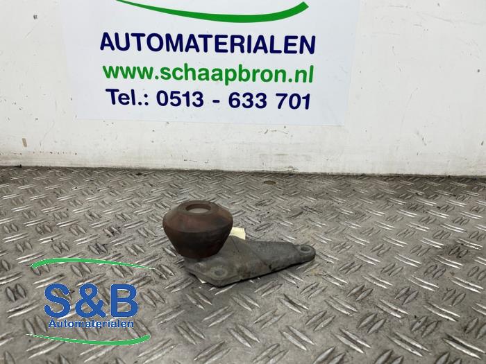 Gebruikte Motorsteun Audi A6 Avant (C5) 2.5 TDI V6 24V Quattro Prijs € 15,00 Margeregeling aangeboden door Schaap & Bron