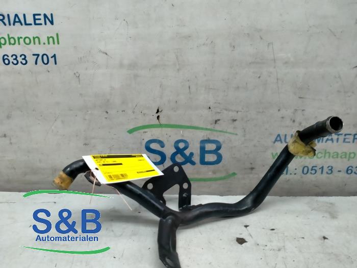 Gebruikte Waterpijp Audi 80 Avant (B4) 1.9 TDI Prijs € 20,00 Margeregeling aangeboden door Schaap & Bron