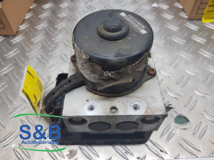 Gebruikte ABS Computer Volkswagen Sharan (7M8/M9/M6) 1.9 TDI 115 4Motion Prijs € 200,00 Margeregeling aangeboden door Schaap & Bron
