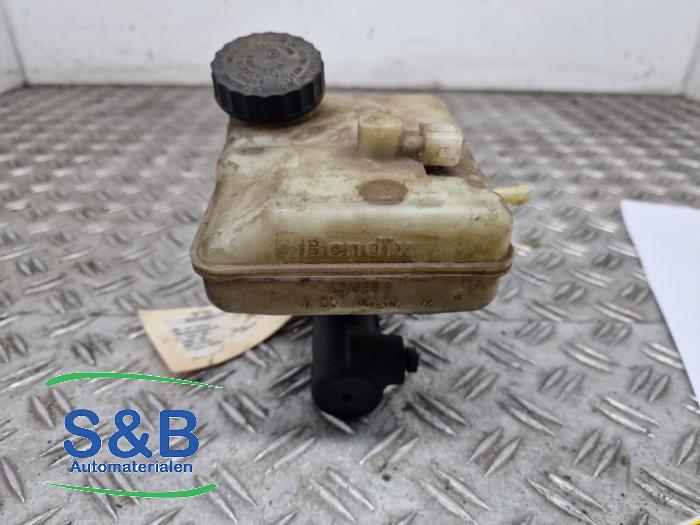 Gebruikte Hoofdremcilinder Volkswagen LT II 28/31/35 2.5 TDi Prijs € 50,00 Margeregeling aangeboden door Schaap & Bron