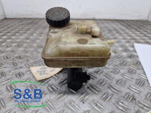 Gebruikte Hoofdremcilinder Volkswagen LT II 28/31/35 2.5 TDi Prijs € 50,00 Margeregeling aangeboden door Schaap & Bron