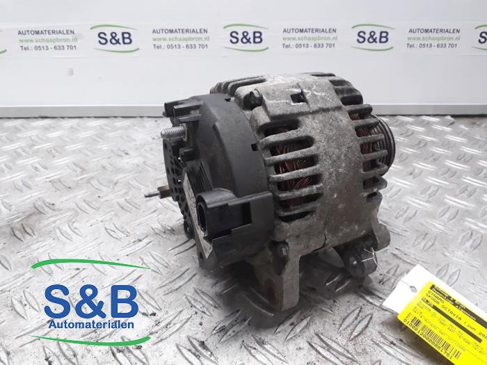 Gebruikte Dynamo Volkswagen Golf VI (5K1) 2.0 TDI 16V Prijs € 50,00 Margeregeling aangeboden door Schaap & Bron