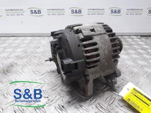 Gebruikte Dynamo Volkswagen Golf VI (5K1) 2.0 TDI 16V Prijs € 50,00 Margeregeling aangeboden door Schaap & Bron