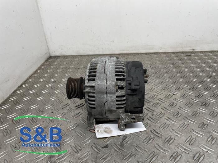 Dynamo van een Volkswagen Golf III (1H1) 2.8 VR6 2000