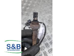 Lambda Sonde van een Volkswagen Golf III (1H1) 2.0 GTI 1995