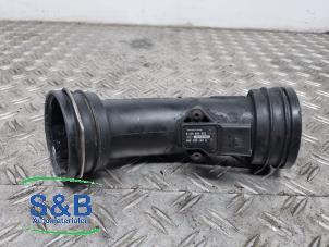 Gebruikte Intercooler Slang Volkswagen Transporter/Caravelle T5 1.9 TDi Prijs € 25,00 Margeregeling aangeboden door Schaap & Bron