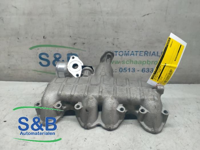 Gebruikte Spruitstuk Inlaat Volkswagen Golf III (1H1) 1.9 TDI Prijs € 70,00 Margeregeling aangeboden door Schaap & Bron