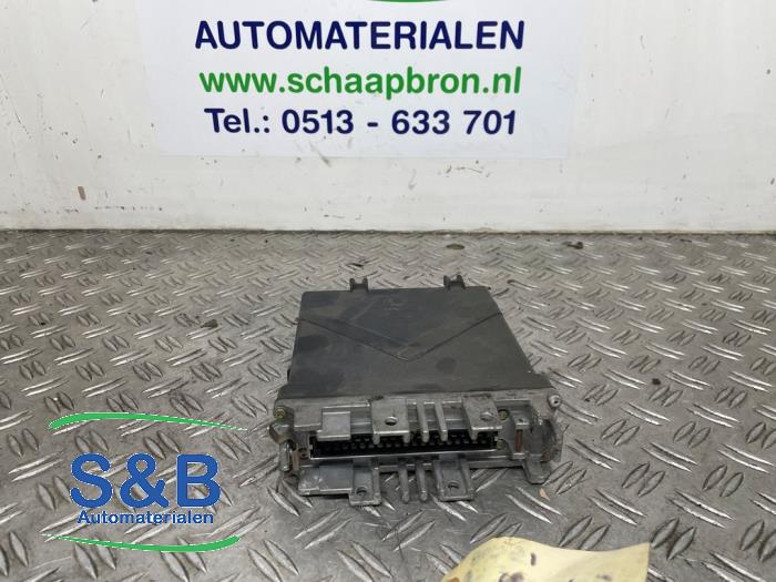 Gebruikte Computer Motormanagement Volkswagen Passat Variant (35I) 2.0 i CL,GL,GT Prijs € 125,00 Margeregeling aangeboden door Schaap & Bron