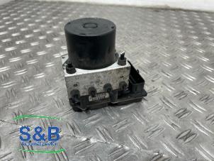 Gebruikte ABS Pomp Volkswagen Polo IV (9N1/2/3) 1.2 55 Prijs € 50,00 Margeregeling aangeboden door Schaap & Bron