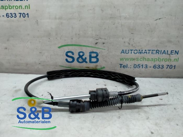 Gebruikte Schakelkabel Versnellingsbak Volkswagen Golf V (1K1) 1.9 TDI Prijs € 35,00 Margeregeling aangeboden door Schaap & Bron