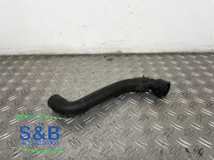 Gebruikte Koelwaterslang Skoda Octavia (1U2) 1.9 TDI 130 Prijs € 15,00 Margeregeling aangeboden door Schaap & Bron