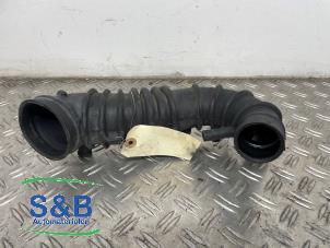 Gebruikte Luchtgeleider Volkswagen Passat (3B3) 1.8 Turbo 20V Prijs € 40,00 Margeregeling aangeboden door Schaap & Bron