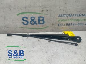 Gebruikte Ruitenwisserarm achter Skoda Octavia (1U2) 1.4 Prijs € 15,00 Margeregeling aangeboden door Schaap & Bron