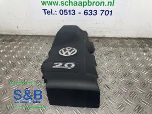 Gebruikte Afdekplaat motor Volkswagen Passat (3B3) 2.0 20V Prijs € 30,00 Margeregeling aangeboden door Schaap & Bron