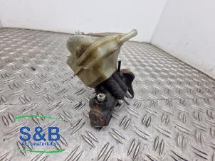 Gebruikte Hoofdremcilinder Volkswagen Golf III (1H1) 2.8 VR6 Prijs € 75,00 Margeregeling aangeboden door Schaap & Bron