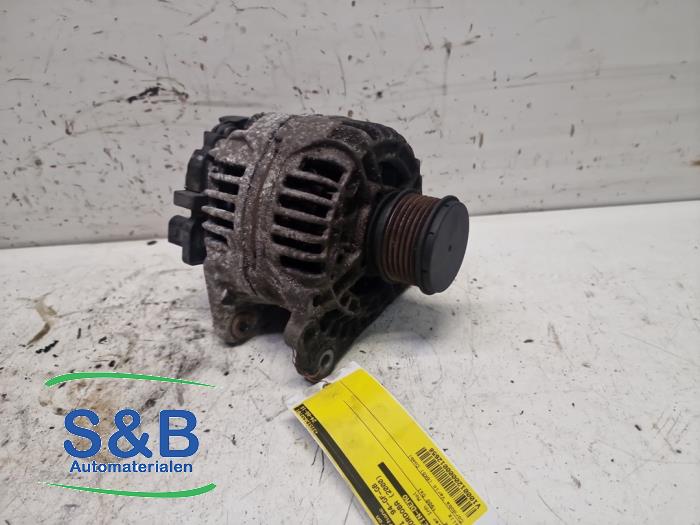 Gebruikte Dynamo Volkswagen Golf IV (1J1) 1.9 TDI 100 4Motion Prijs € 50,00 Margeregeling aangeboden door Schaap & Bron