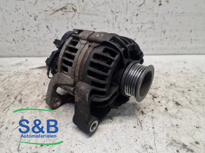 Gebruikte Dynamo Opel Corsa D 1.4 16V Twinport Prijs € 30,00 Margeregeling aangeboden door Schaap & Bron