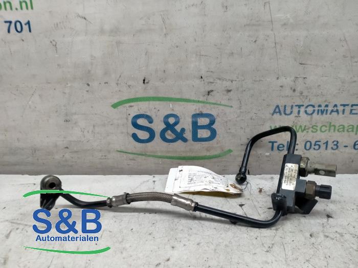 Oliedruk Leiding van een Audi A6 (C5) 2.5 TDI V6 24V 2000