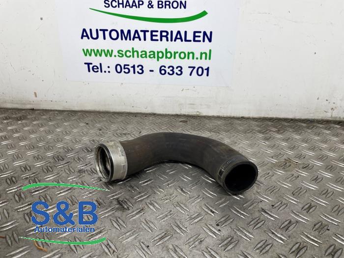 Gebruikte Intercooler Slang Volkswagen Golf VI (5K1) 2.0 TDI 16V Prijs € 15,00 Margeregeling aangeboden door Schaap & Bron