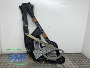 Gebruikte Ruitmechaniek 4Deurs links-voor Volkswagen LT II 2.5 TDi Prijs € 75,00 Margeregeling aangeboden door Schaap & Bron