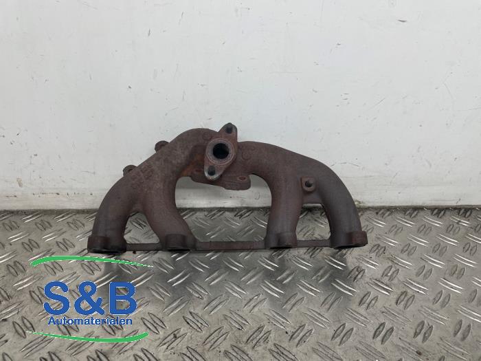 Uitlaatspruitstuk van een Volkswagen Sharan (7M8/M9/M6) 1.9 TDI 110 1997