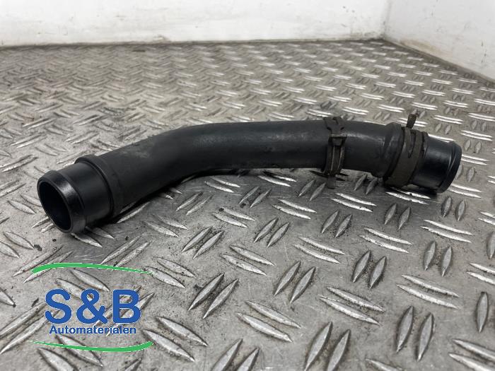 Gebruikte Intercooler Buis Volkswagen Lupo (6X1) 1.4 TDI 75 Prijs € 20,00 Margeregeling aangeboden door Schaap & Bron
