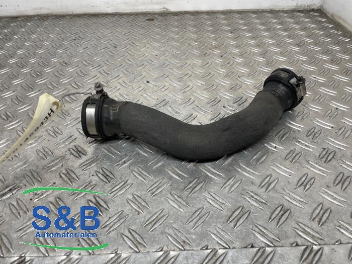Gebruikte Intercooler Slang Audi A6 (C5) 2.5 TDI V6 24V Quattro Prijs € 20,00 Margeregeling aangeboden door Schaap & Bron