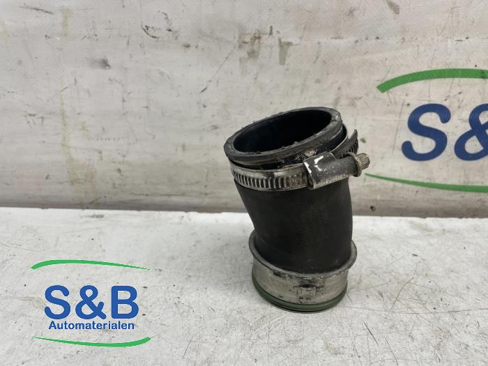 Gebruikte Intercooler Slang Volkswagen Passat (3C2) 1.8 TSI 16V Prijs € 13,99 Margeregeling aangeboden door Schaap & Bron