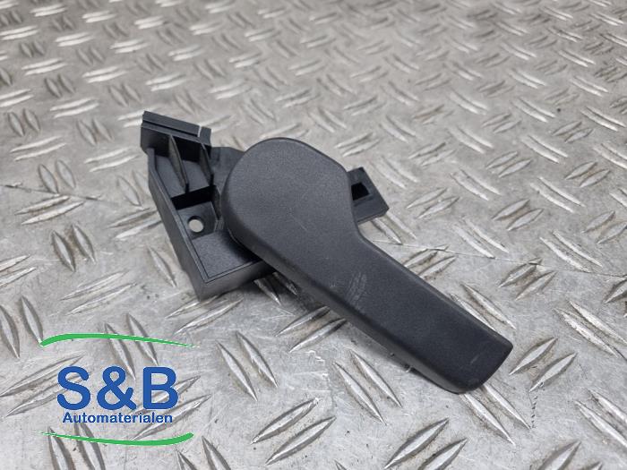 Gebruikte Diversen Volkswagen Up! (121) 1.0 12V 60 Prijs € 10,00 Margeregeling aangeboden door Schaap & Bron