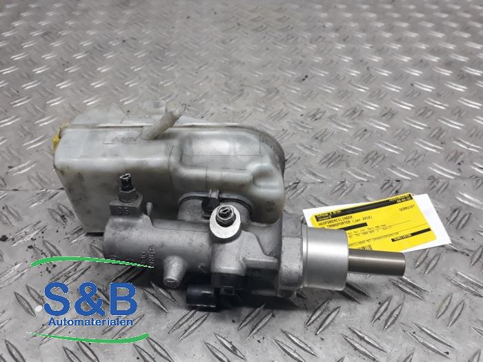 Gebruikte Hoofdremcilinder Volkswagen Transporter/Caravelle T5 2.0 BiTDI DRF Prijs € 75,00 Margeregeling aangeboden door Schaap & Bron