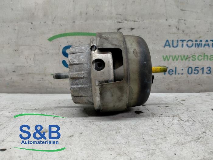 Gebruikte Motorsteun Audi A6 (C6) 2.0 TDI 16V Prijs € 39,00 Margeregeling aangeboden door Schaap & Bron