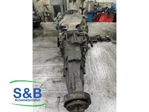 Gebruikte Versnellingsbak Audi 100 Avant Quattro (C4) 2.8i Prijs € 550,00 Margeregeling aangeboden door Schaap & Bron