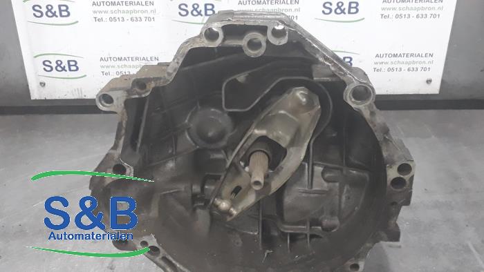 Gebruikte Versnellingsbak Audi 100 Avant (C4) 2.0E Prijs € 250,00 Margeregeling aangeboden door Schaap & Bron